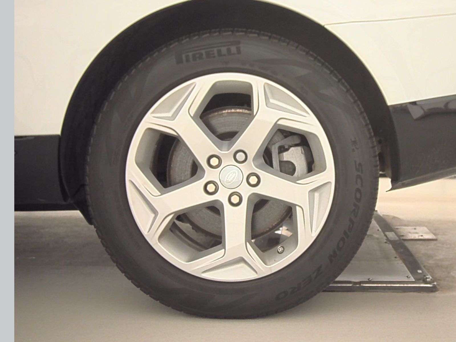 2020 Land Rover Range Rover Sport HSE AWD