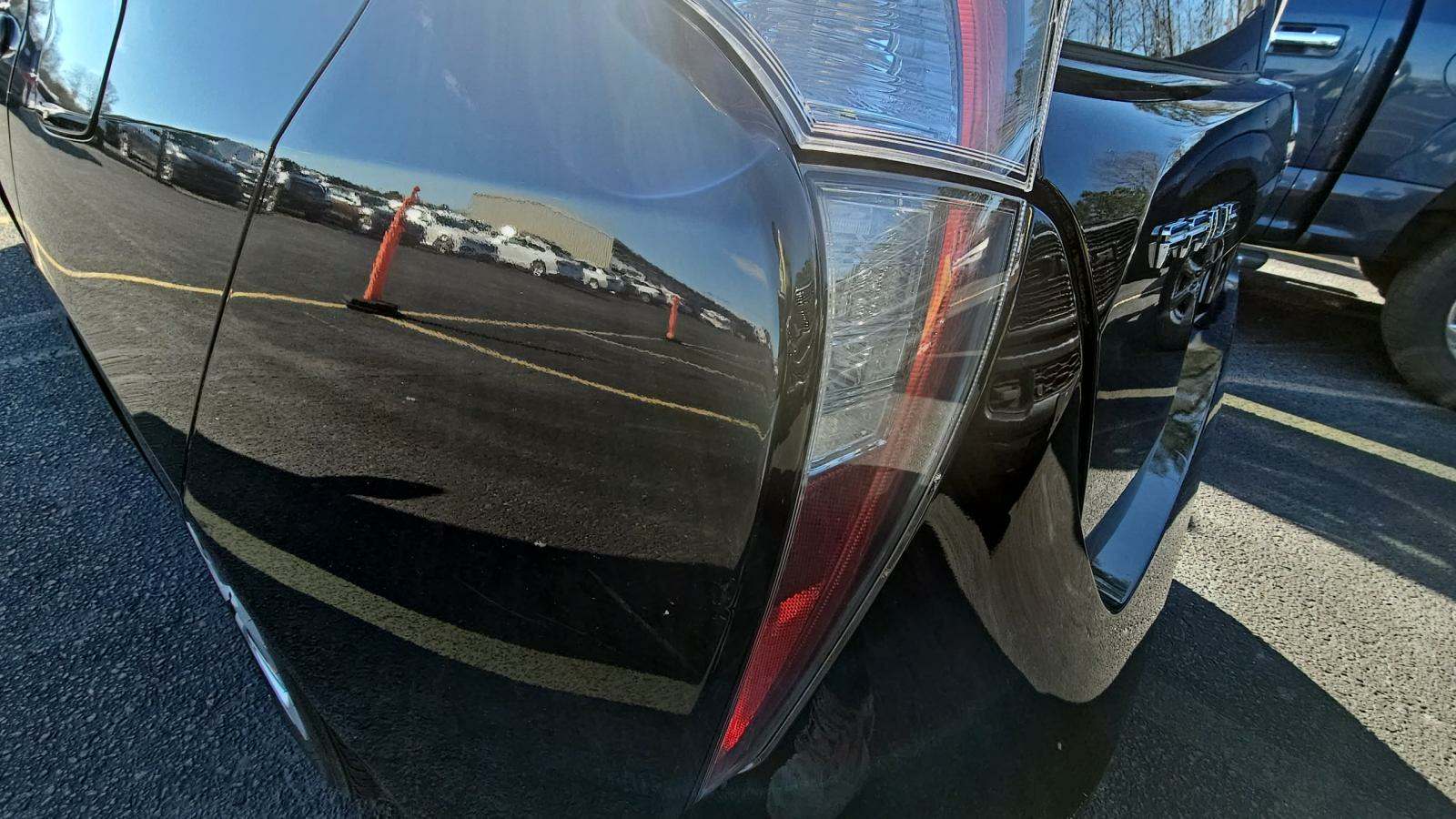 2016 Toyota Prius Three FWD