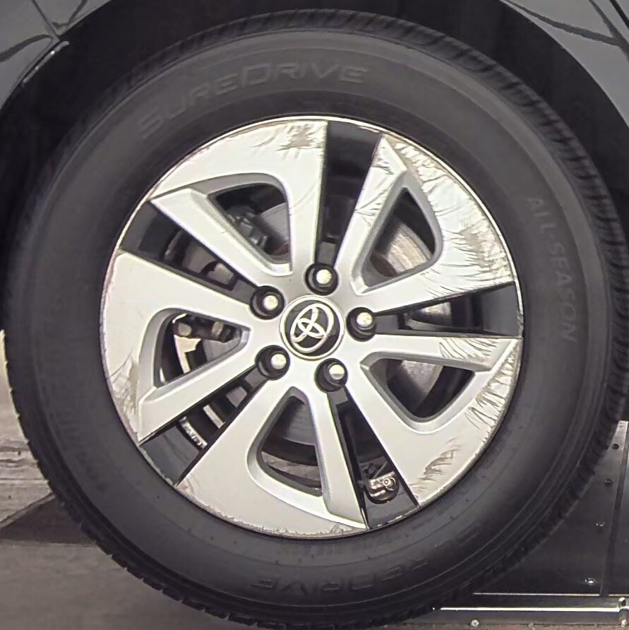 2016 Toyota Prius Three FWD