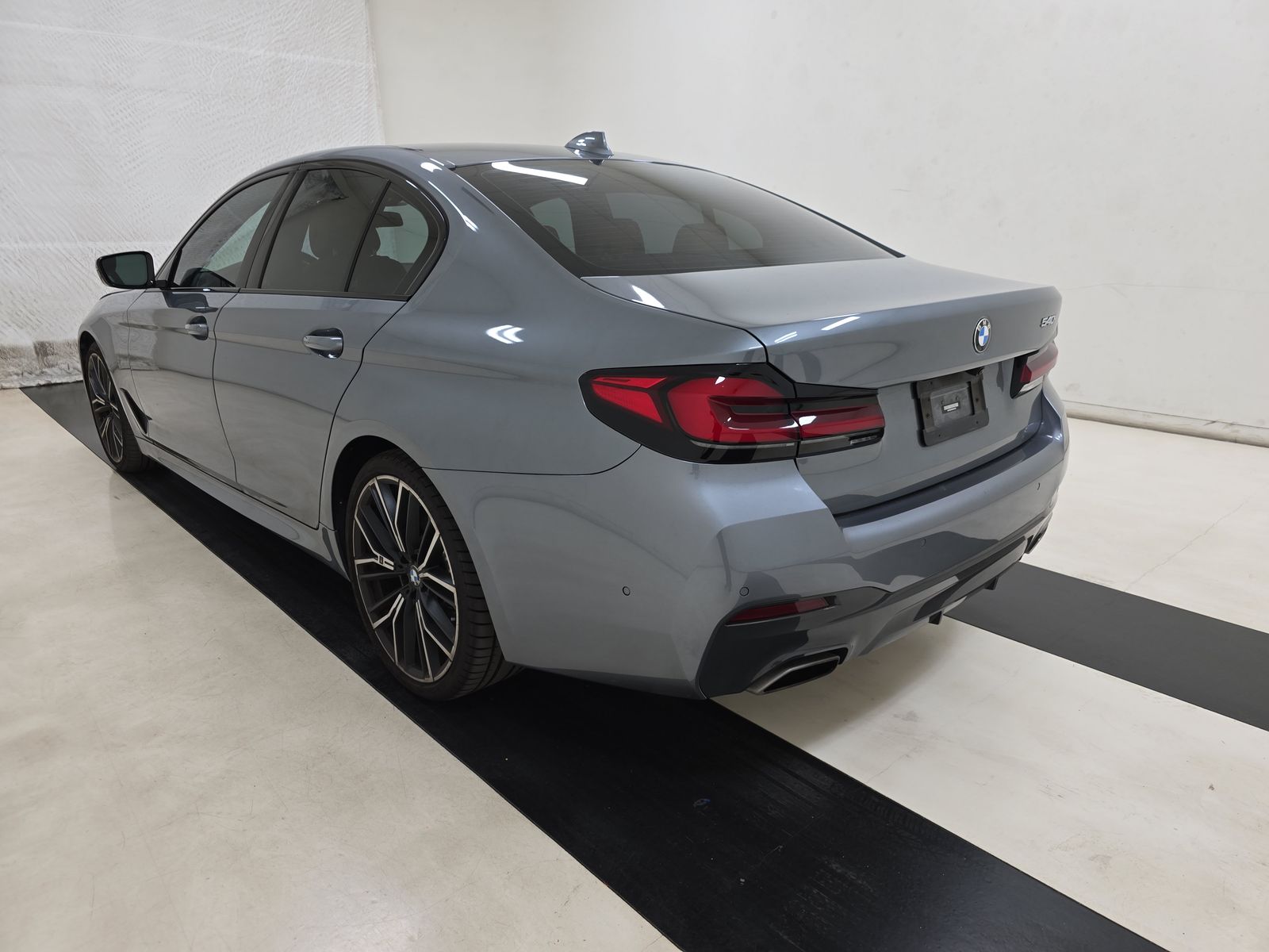 2022 BMW 5 Series 540i RWD