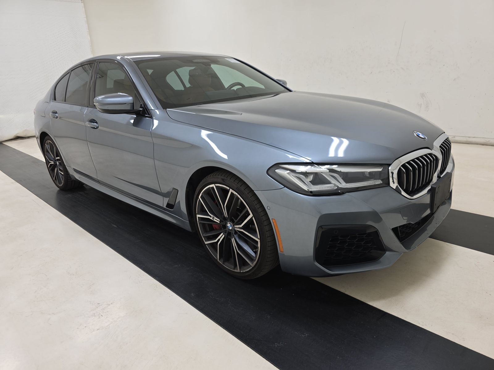 2022 BMW 5 Series 540i RWD