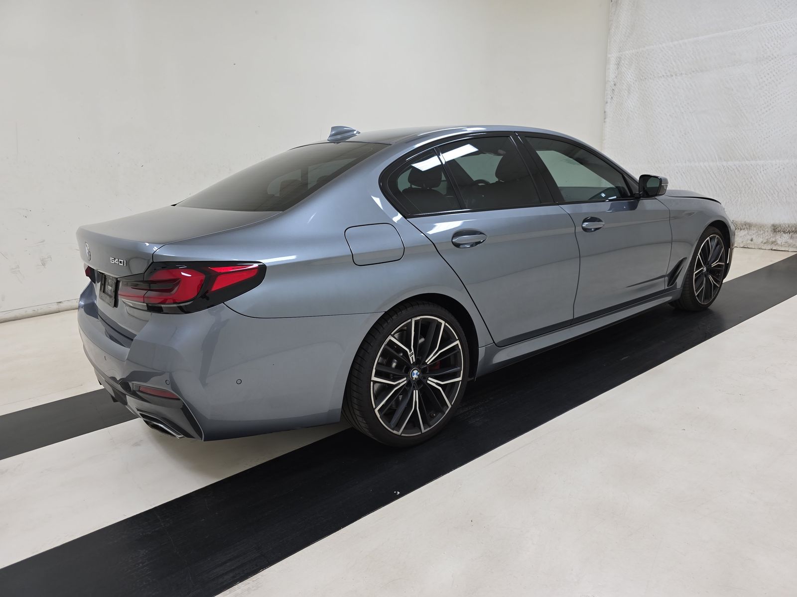 2022 BMW 5 Series 540i RWD