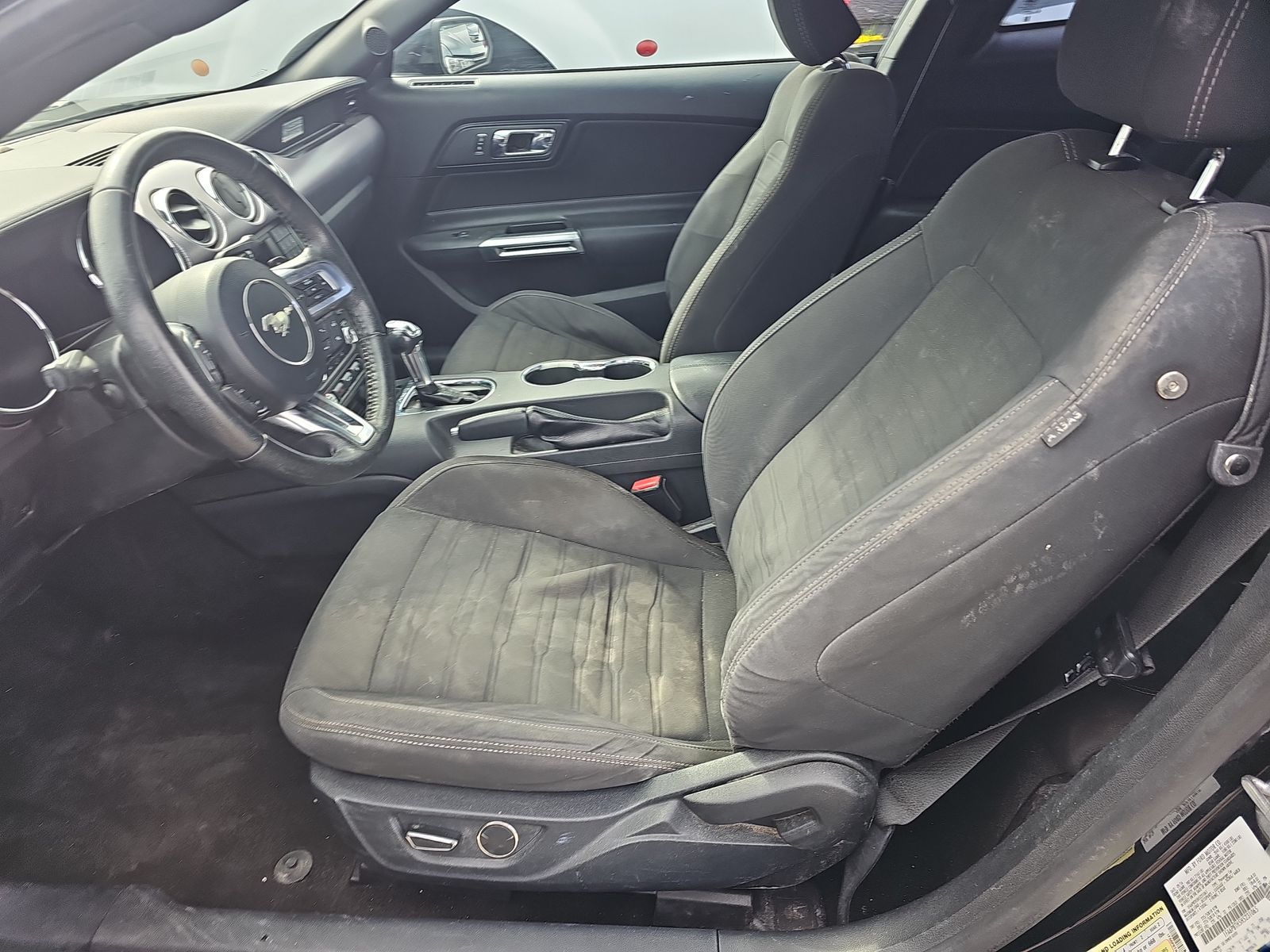 2017 Ford Mustang EcoBoost RWD