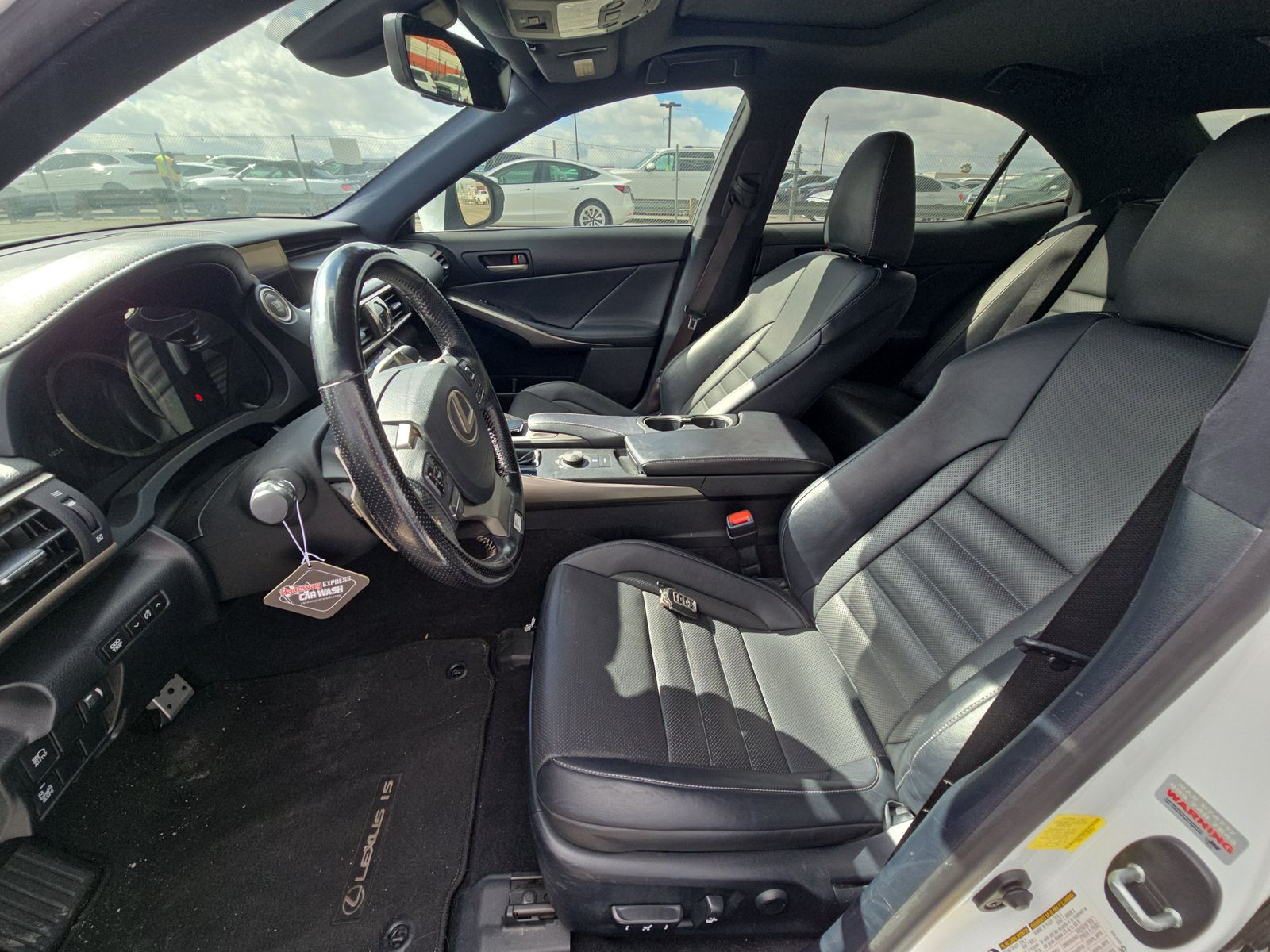 2017 Lexus IS IS 200t F SPORT RWD