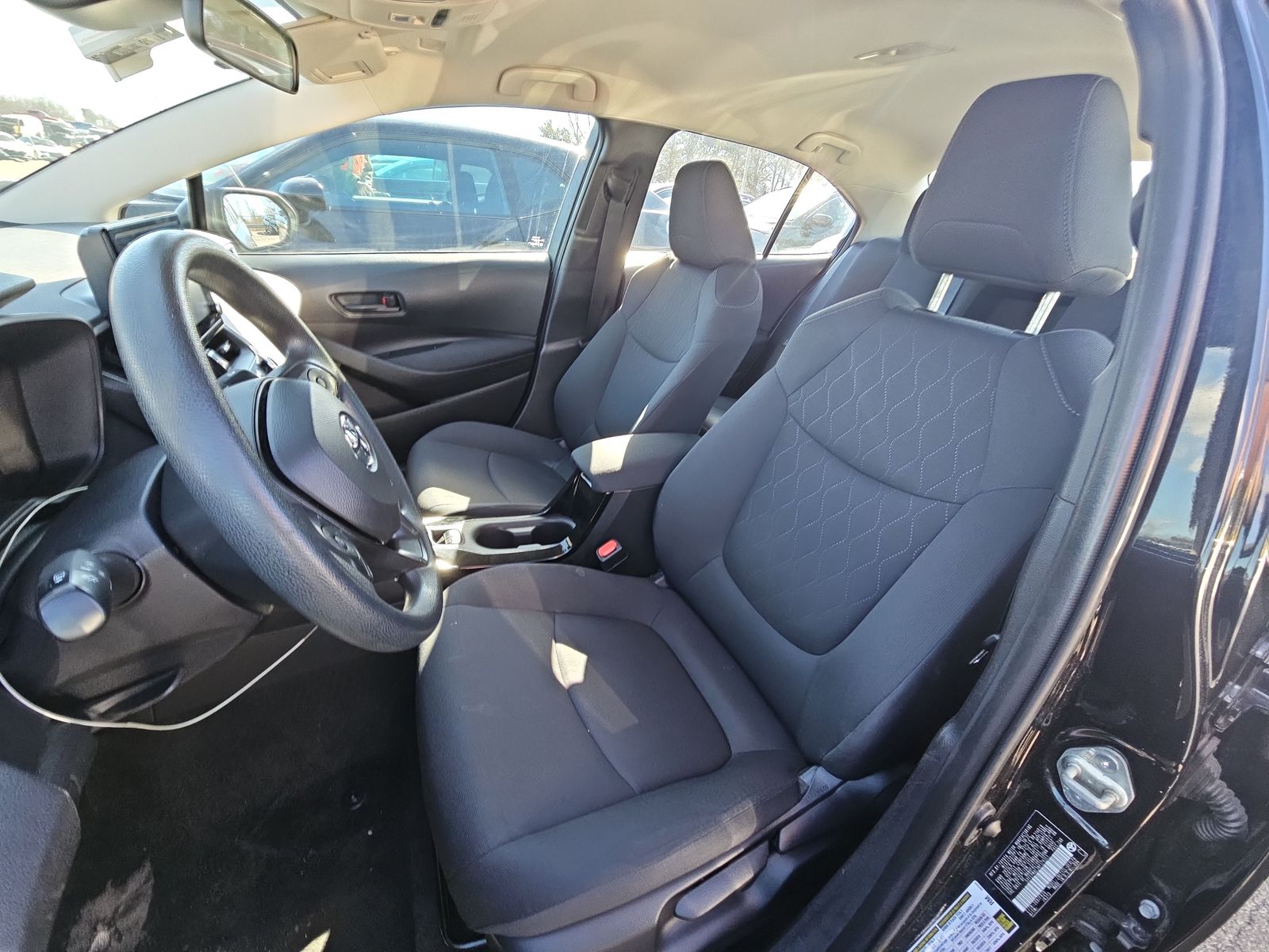 2022 Toyota Corolla LE FWD