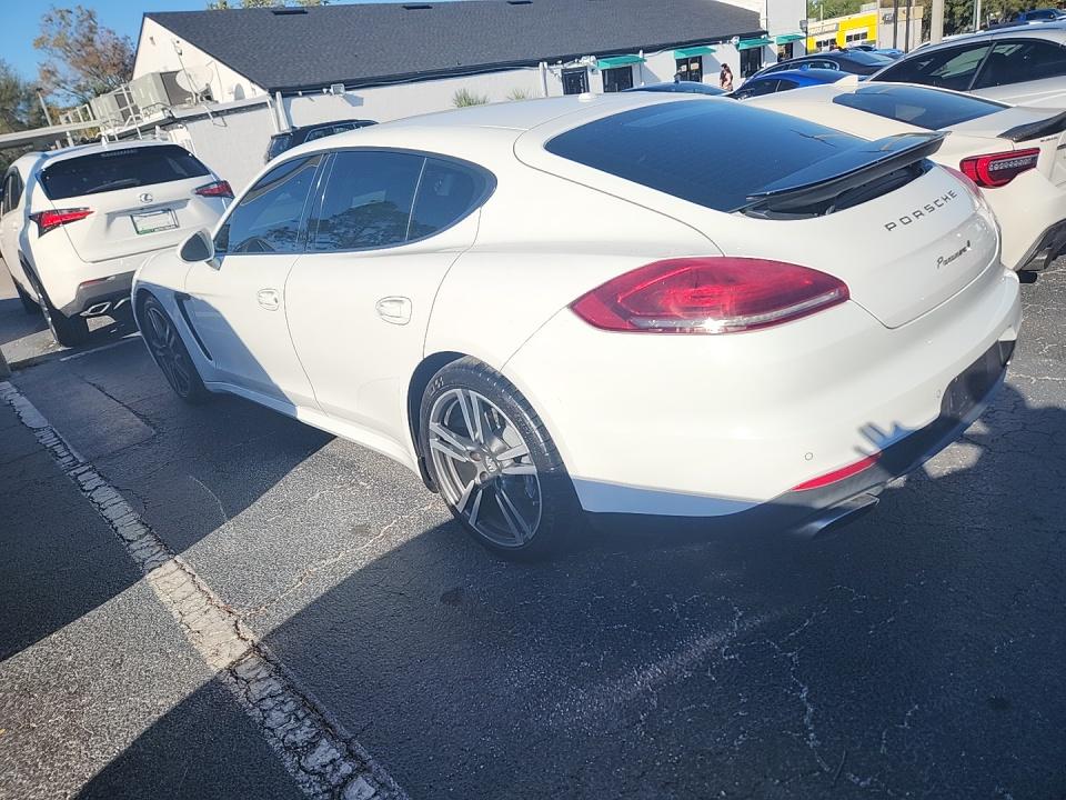 2014 Porsche Panamera 4 AWD
