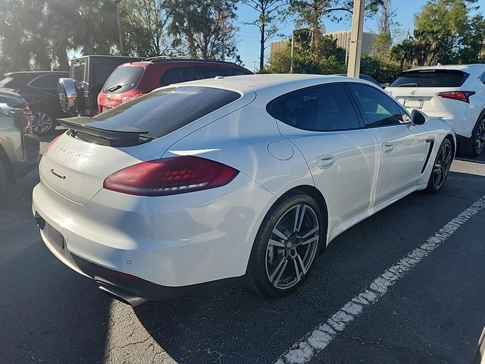 2014 Porsche Panamera 4 AWD