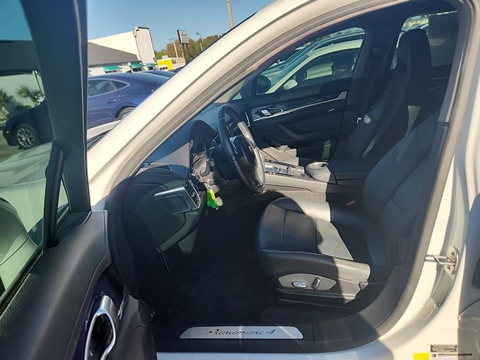 2014 Porsche Panamera 4 AWD