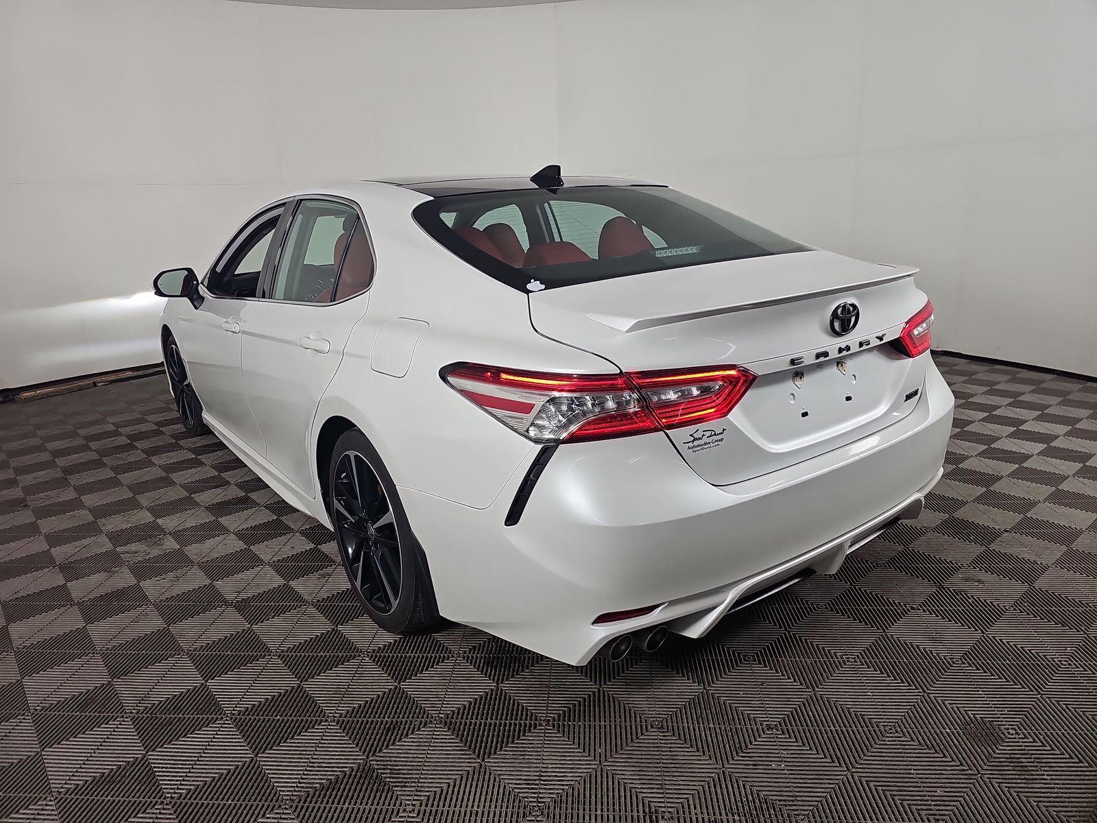 2020 Toyota Camry XSE FWD