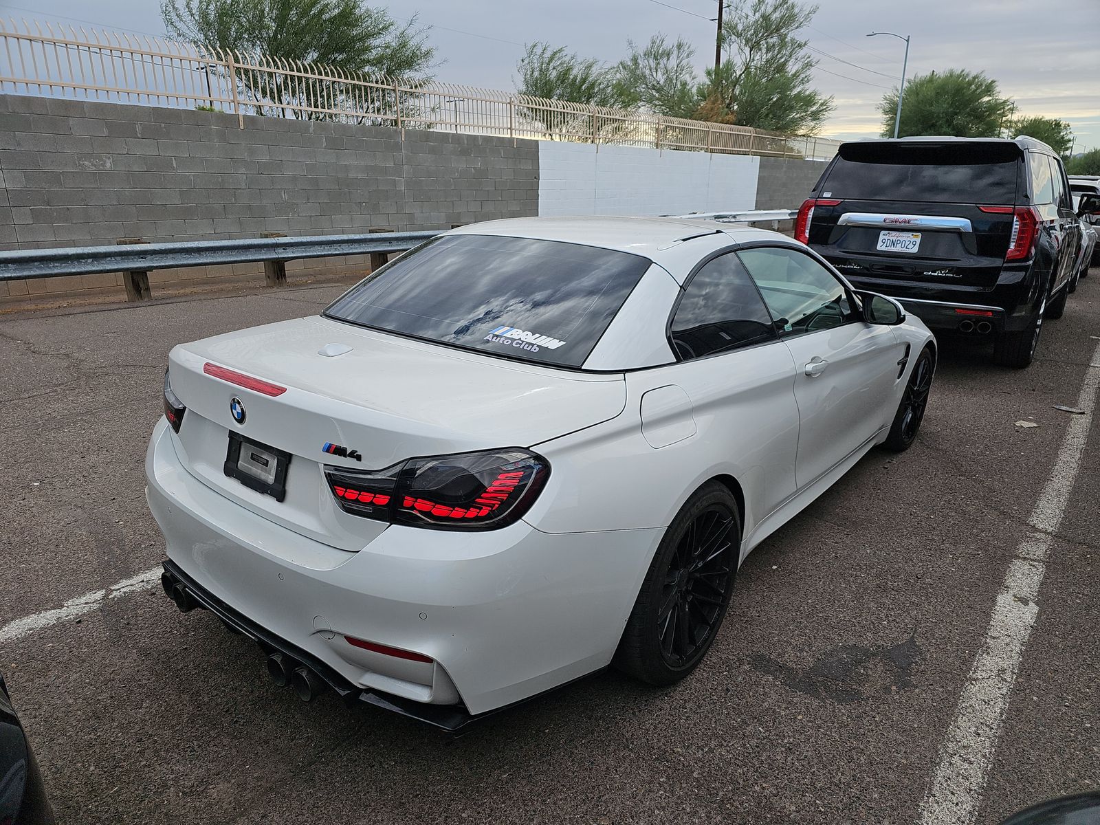 2016 BMW M4 Base RWD
