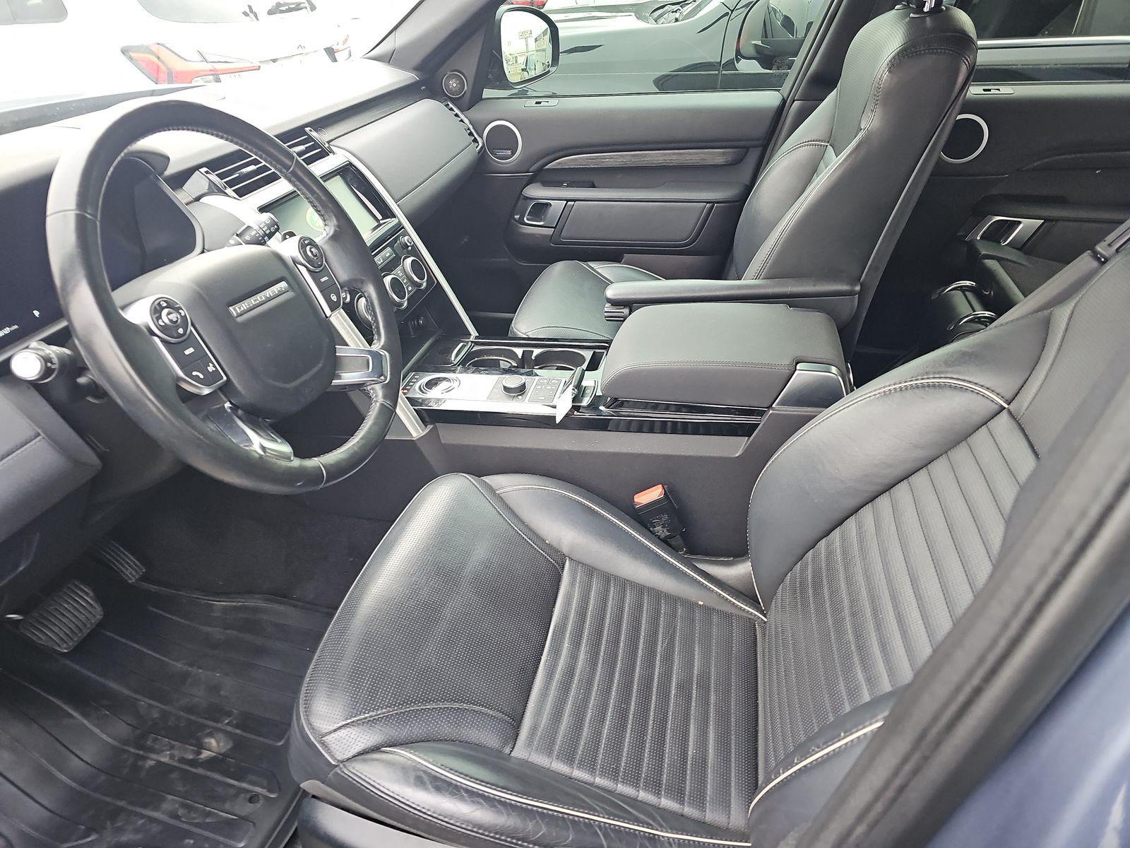 2018 Land Rover Discovery HSE AWD