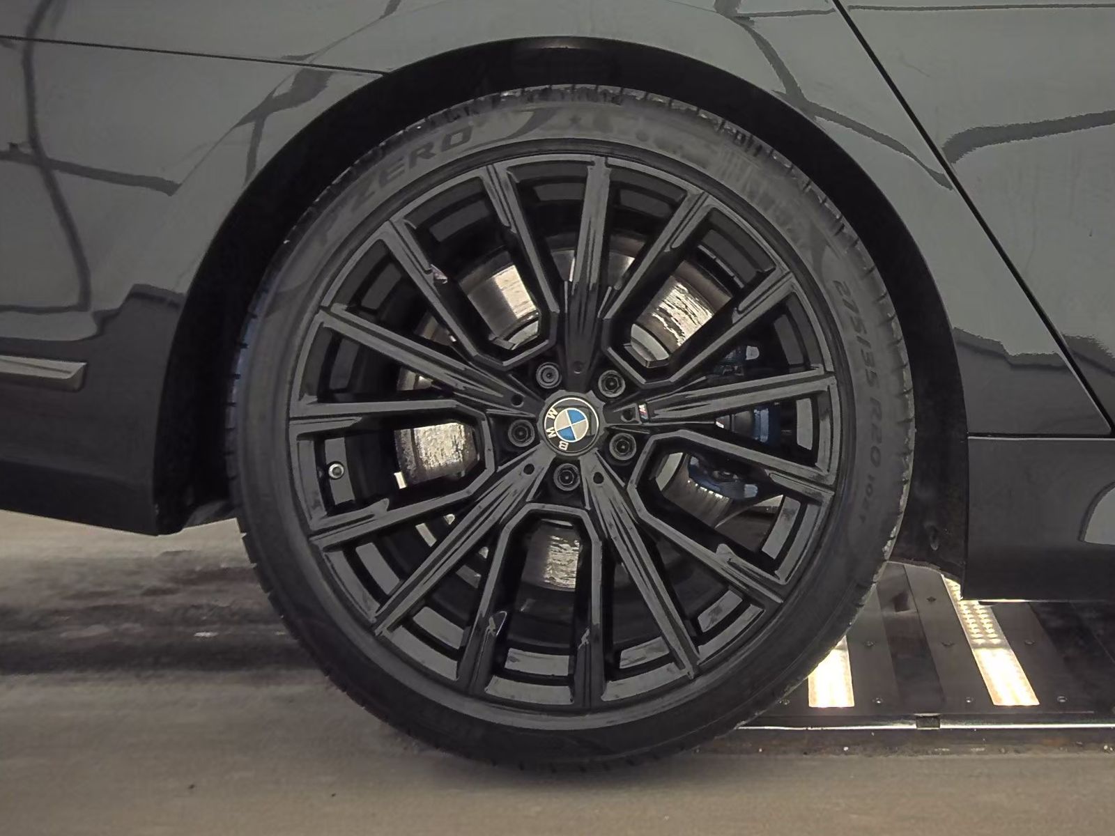 2022 BMW 7 Series 750i xDrive AWD