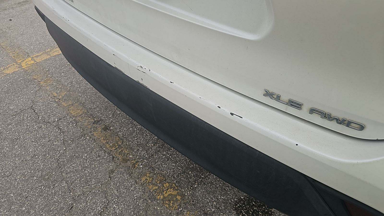 2021 Toyota Highlander XLE AWD