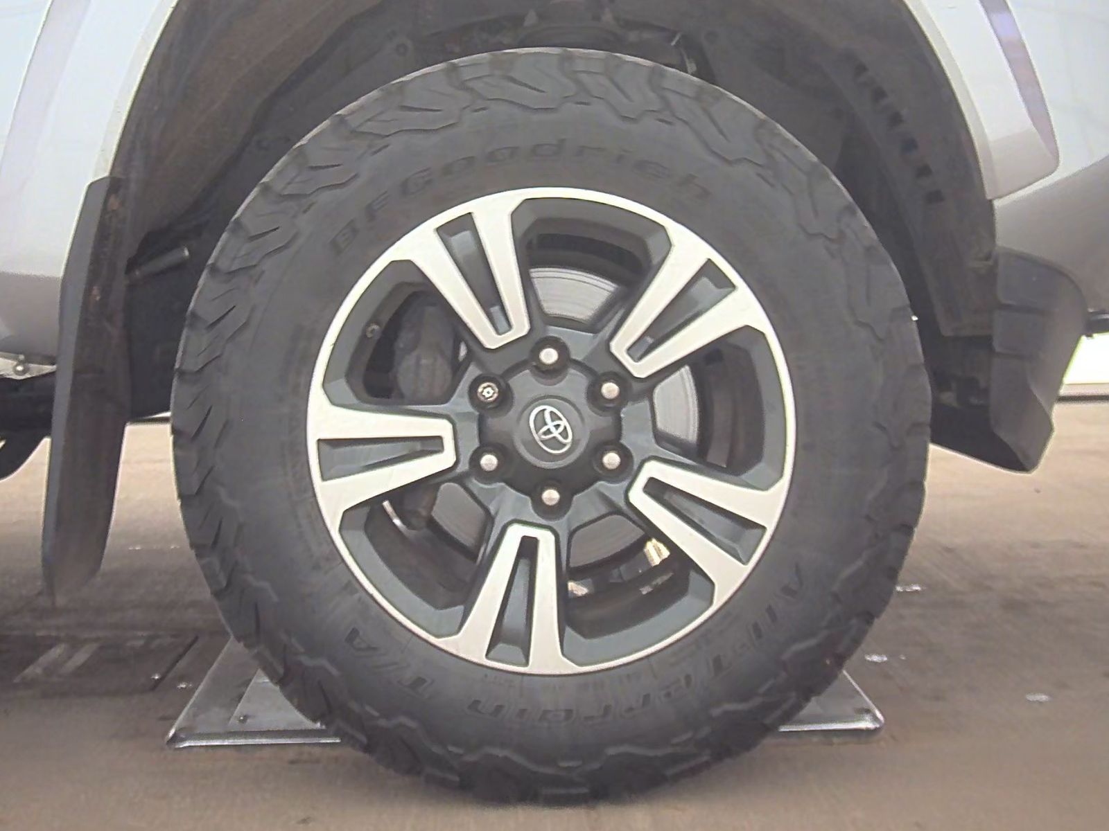 2019 Toyota Tacoma SR5 AWD