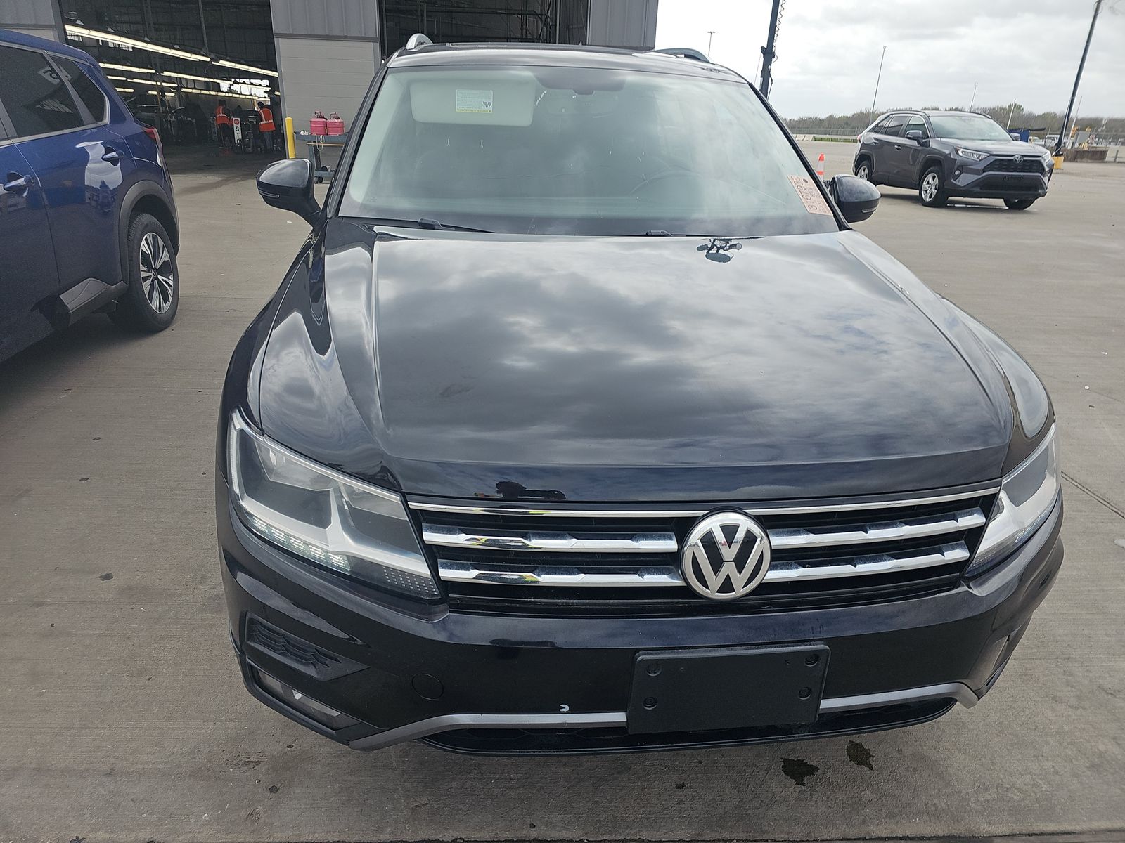 2018 Volkswagen Tiguan 2.0T SEL FWD