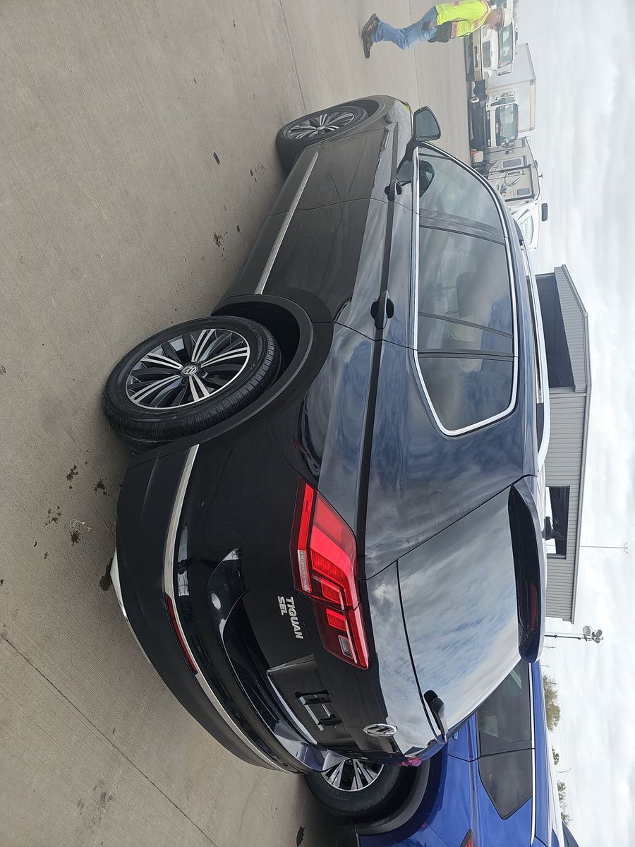 2018 Volkswagen Tiguan 2.0T SEL FWD