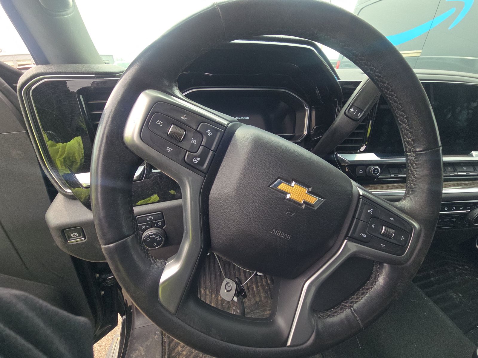 2022 Chevrolet Silverado 1500 LT AWD