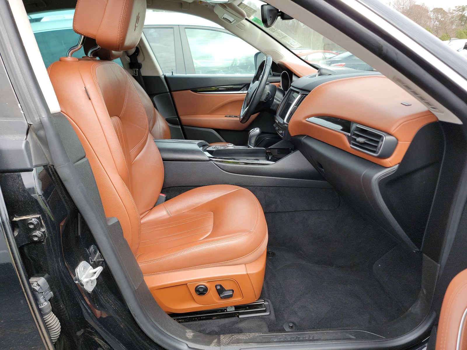 2017 Maserati Levante Base AWD