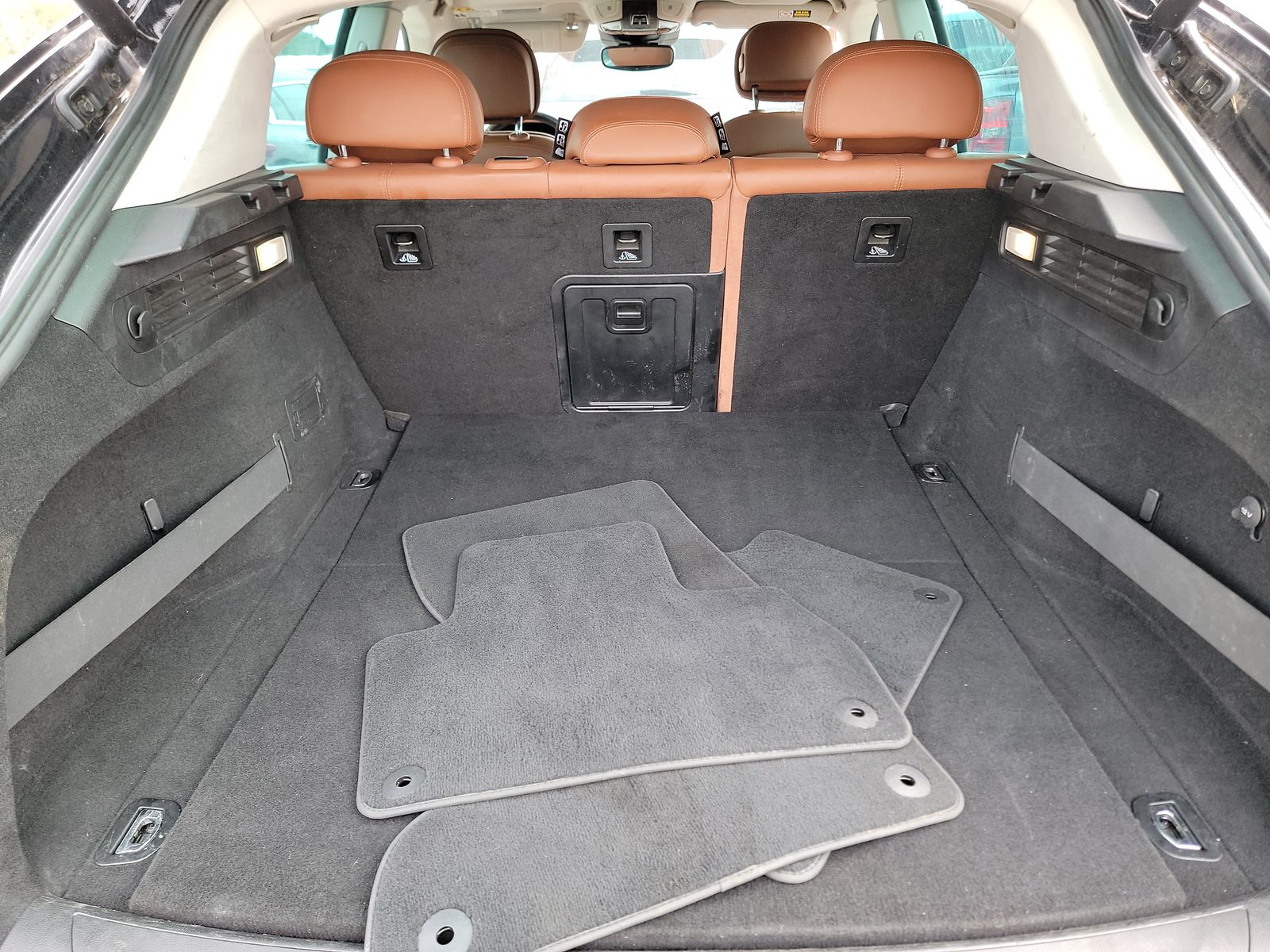 2017 Maserati Levante Base AWD