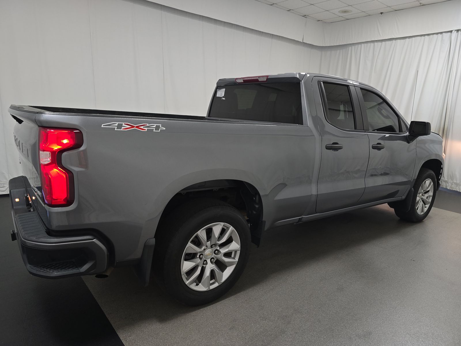 2020 Chevrolet Silverado 1500 Custom AWD