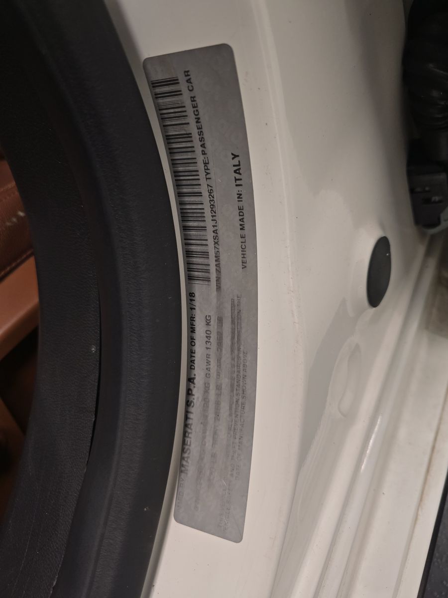 2018 Maserati Ghibli Base RWD