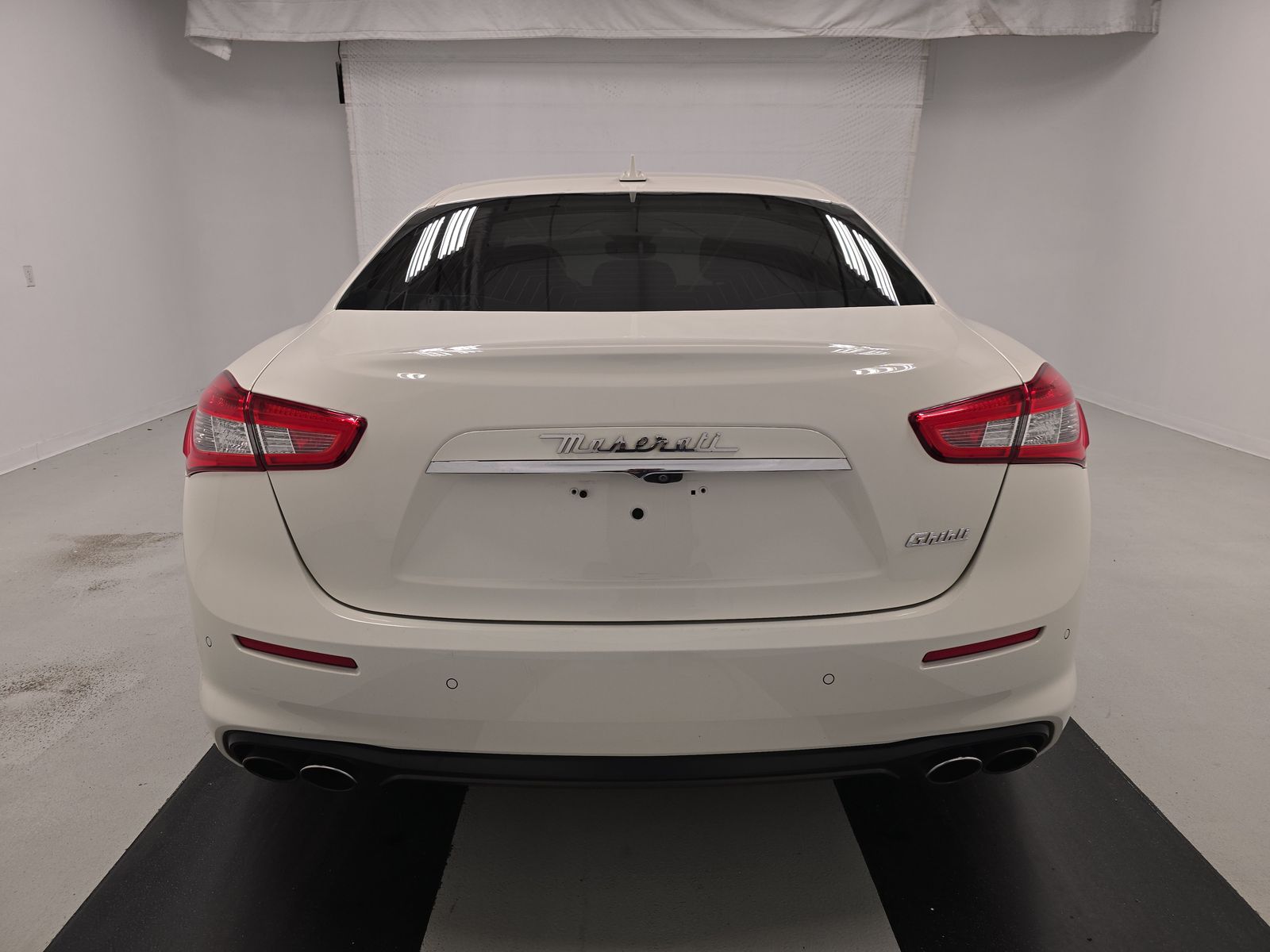 2018 Maserati Ghibli Base RWD