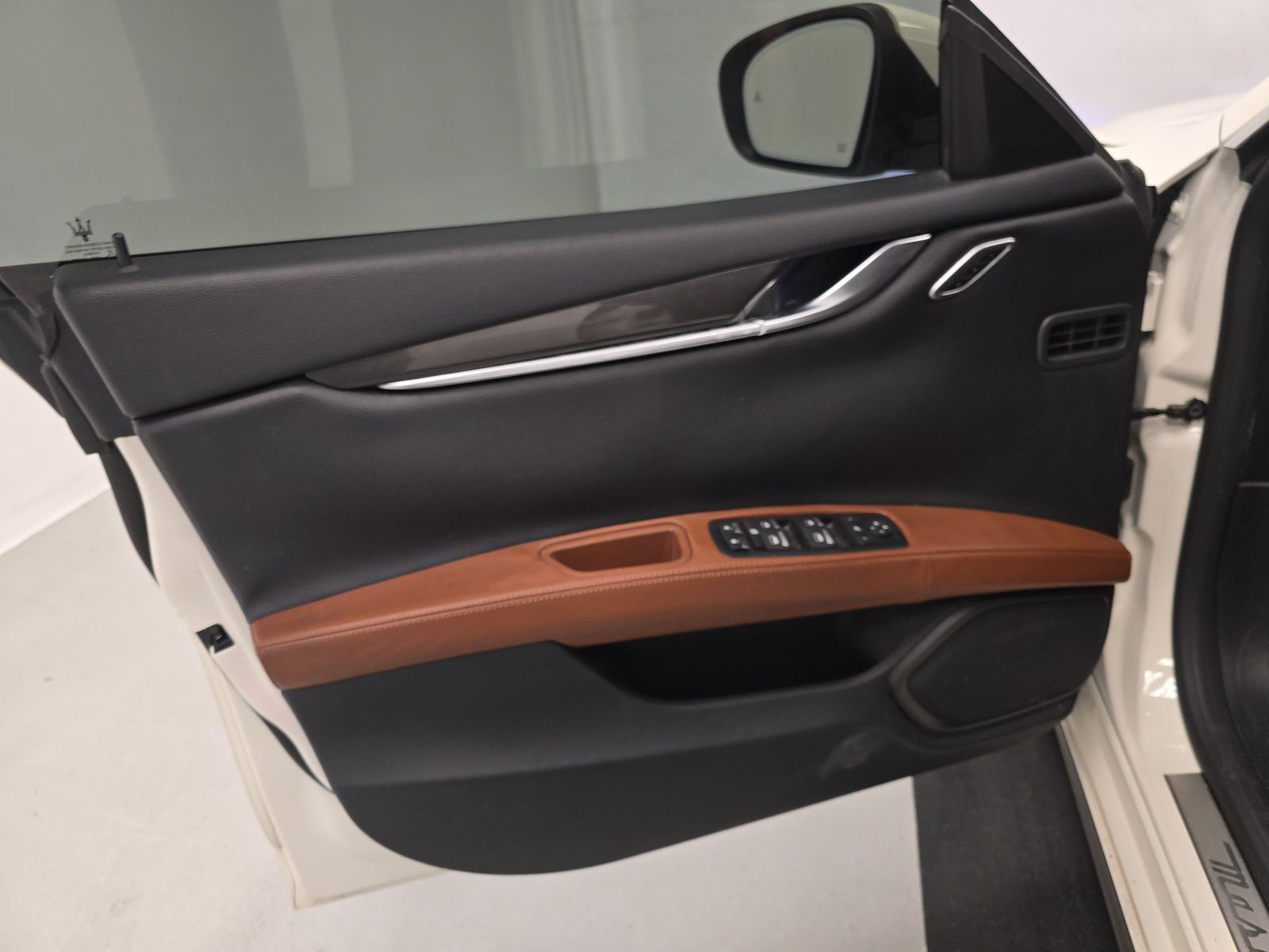 2018 Maserati Ghibli Base RWD