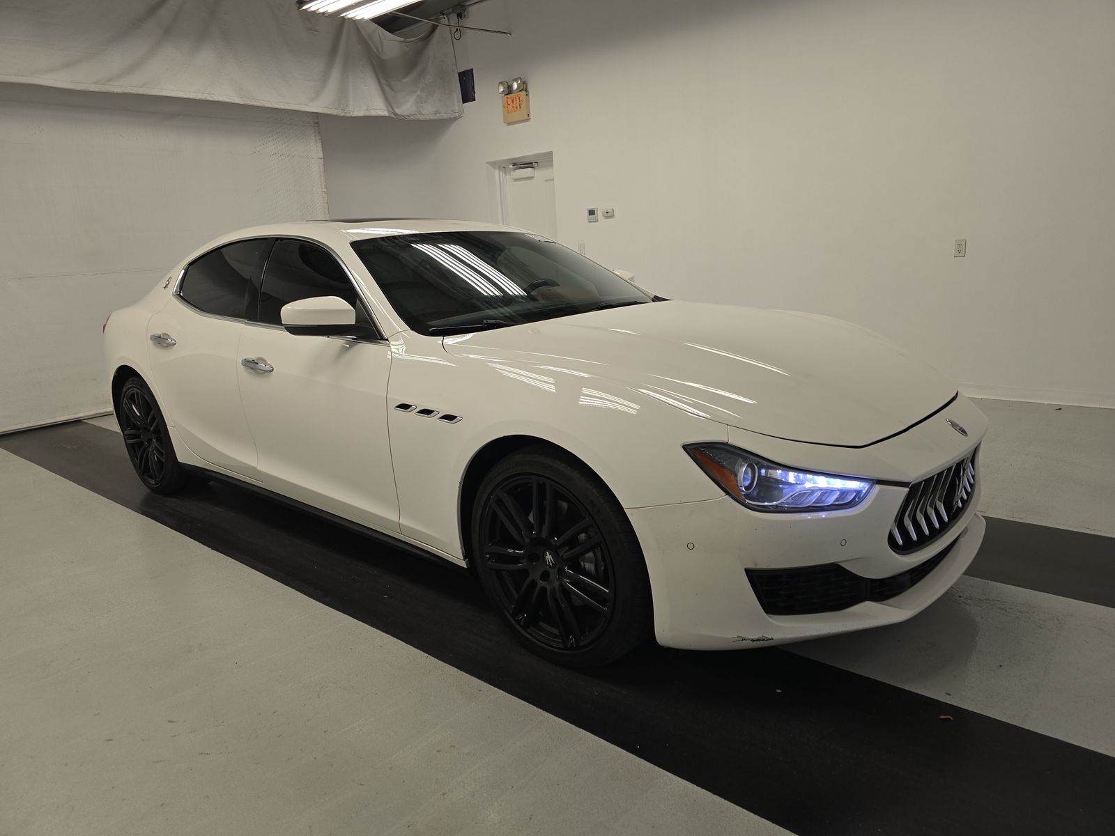 2018 Maserati Ghibli Base RWD