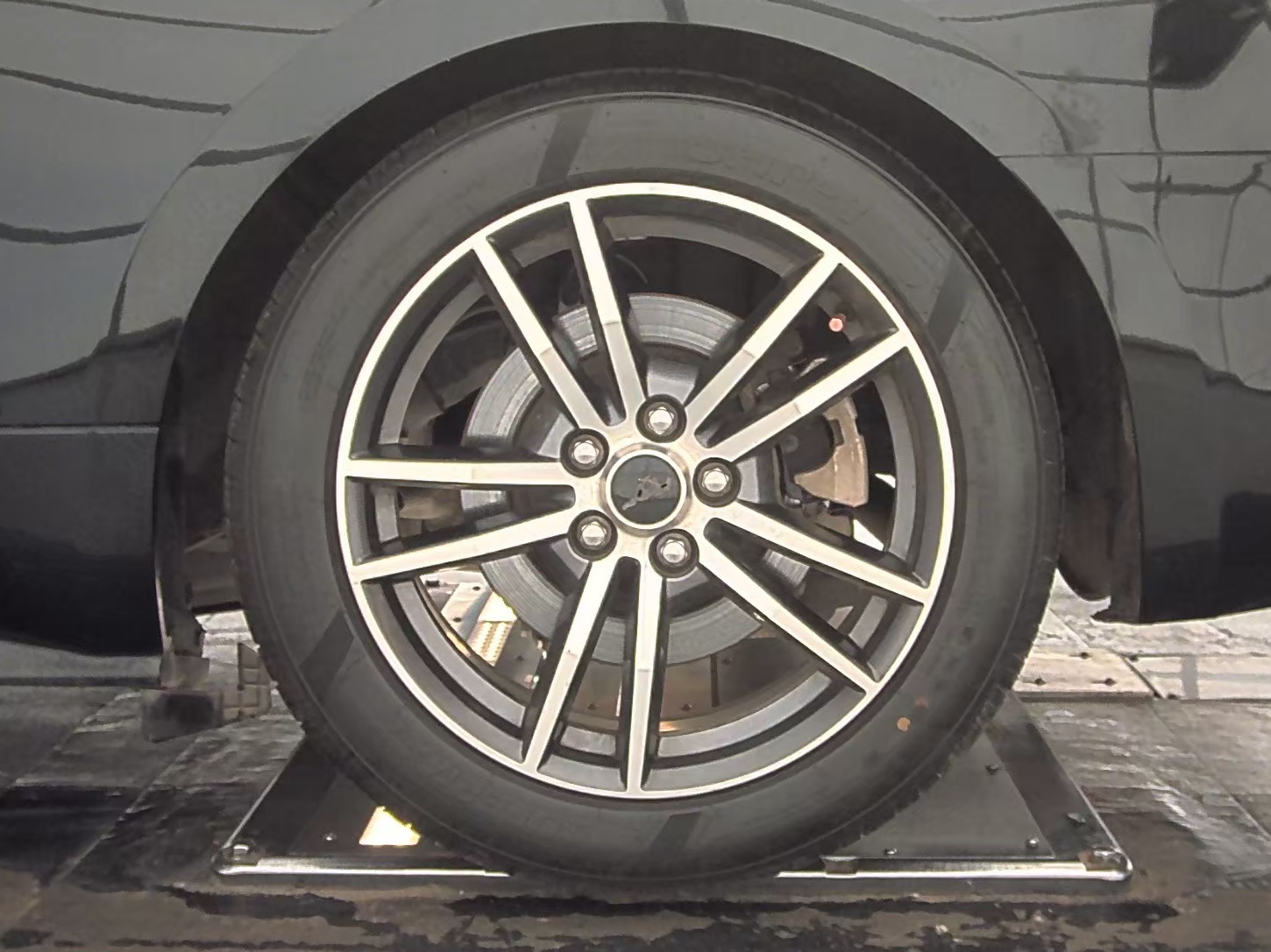 2017 Ford Mustang EcoBoost RWD