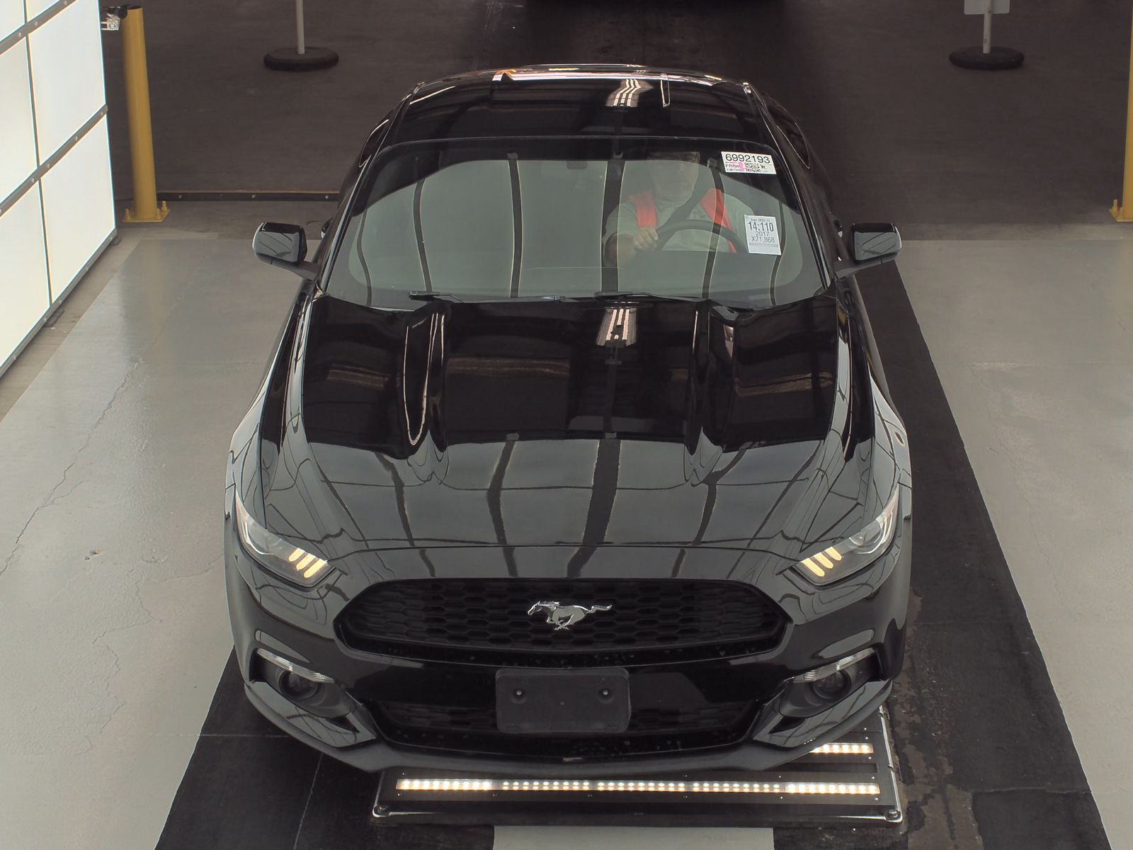 2017 Ford Mustang EcoBoost RWD
