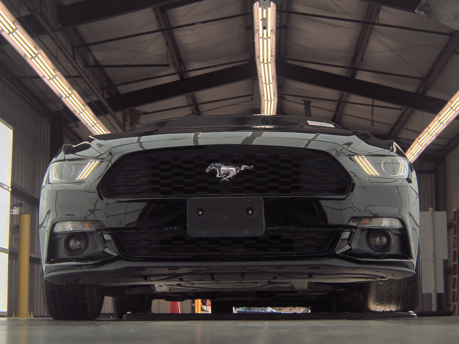 2017 Ford Mustang EcoBoost RWD