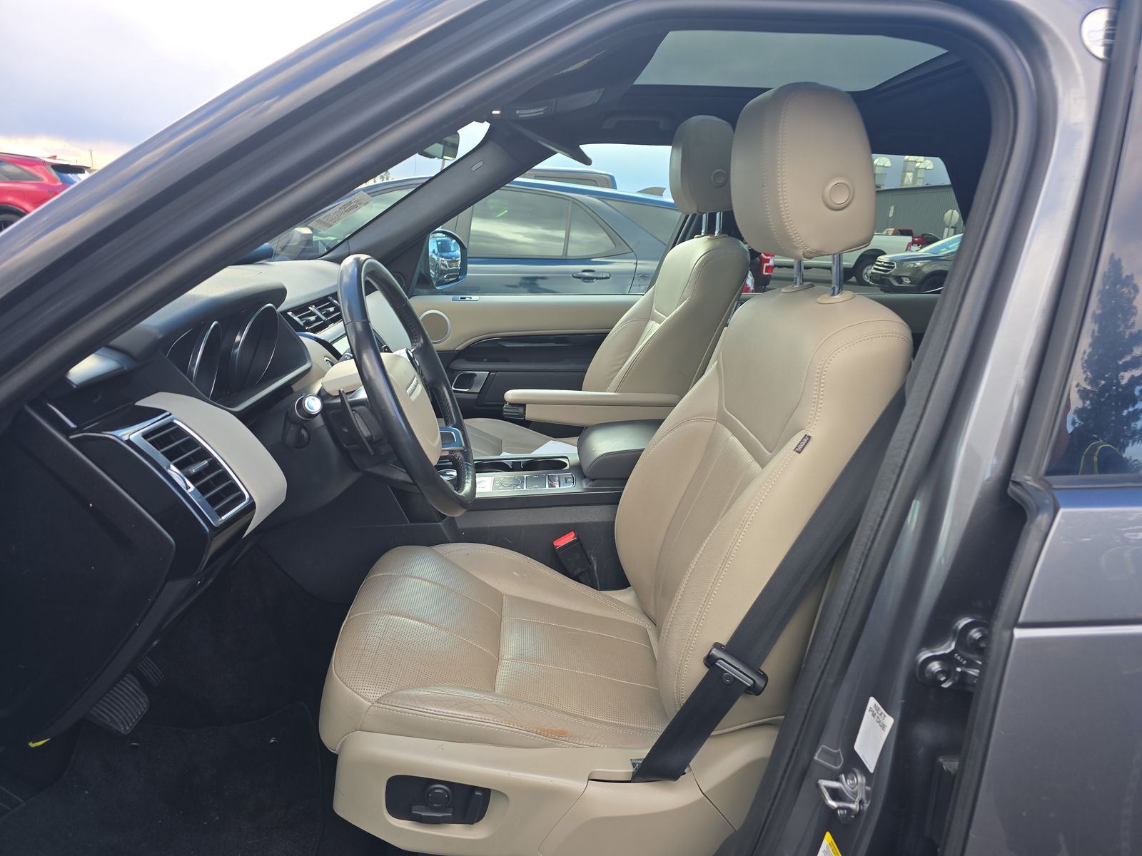 2019 Land Rover Discovery SE AWD