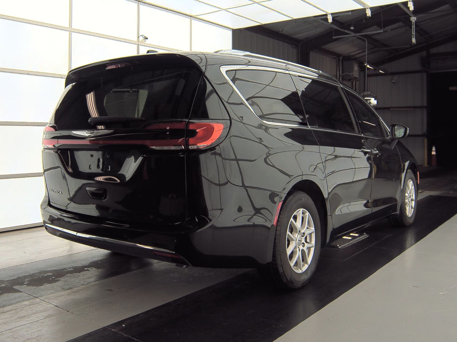 2021 Chrysler Pacifica Touring L FWD