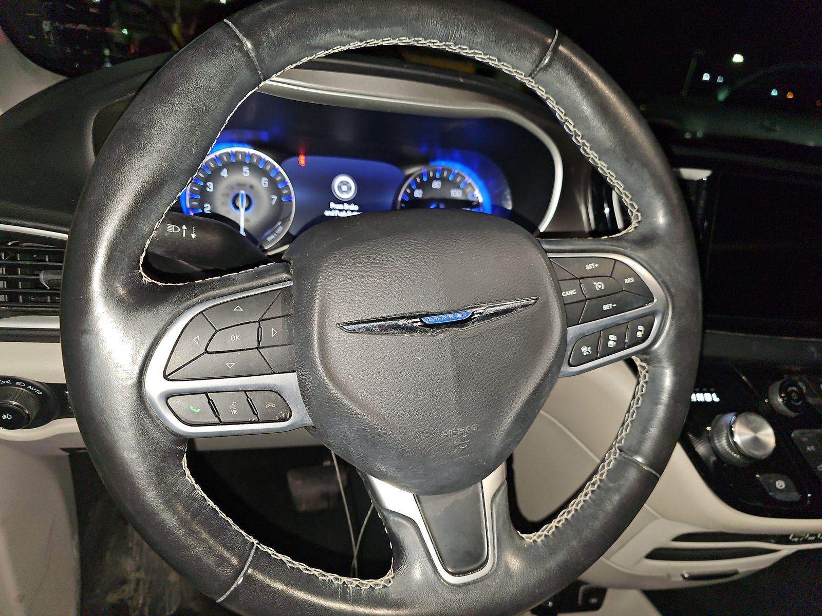 2021 Chrysler Pacifica Touring L FWD