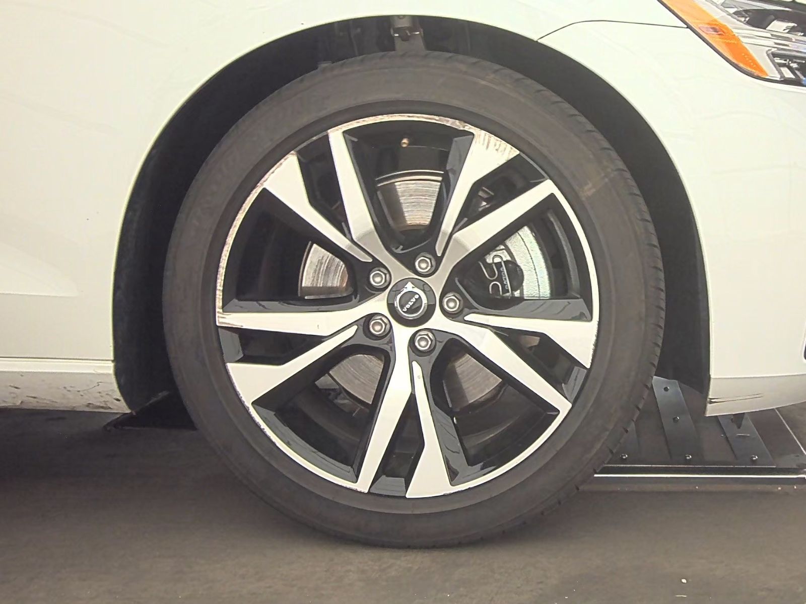 2024 Volvo S60 B5 Core FWD