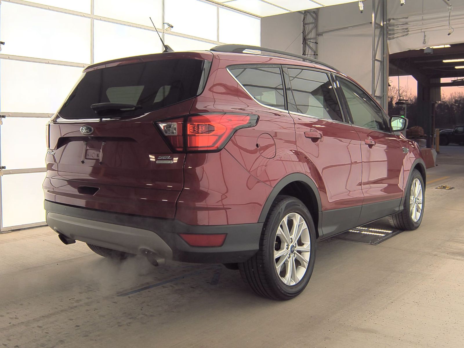 2019 Ford Escape SEL FWD