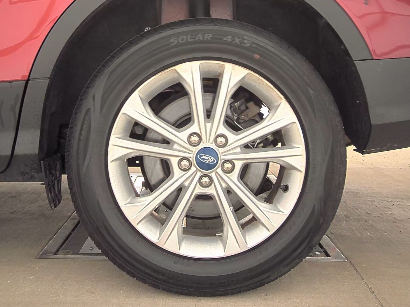 2019 Ford Escape SEL FWD