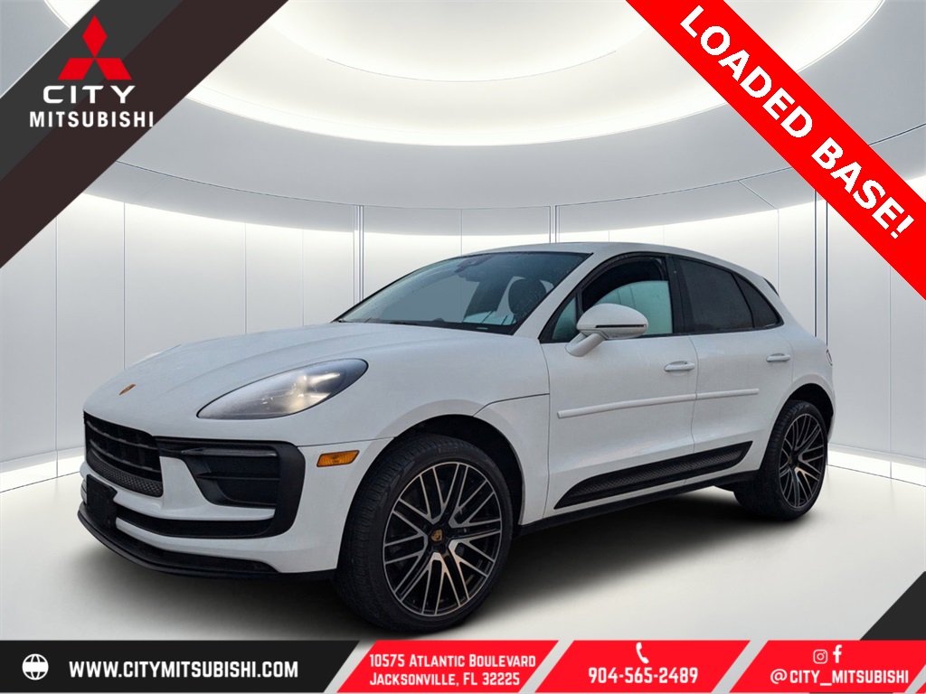2022 Porsche Macan
