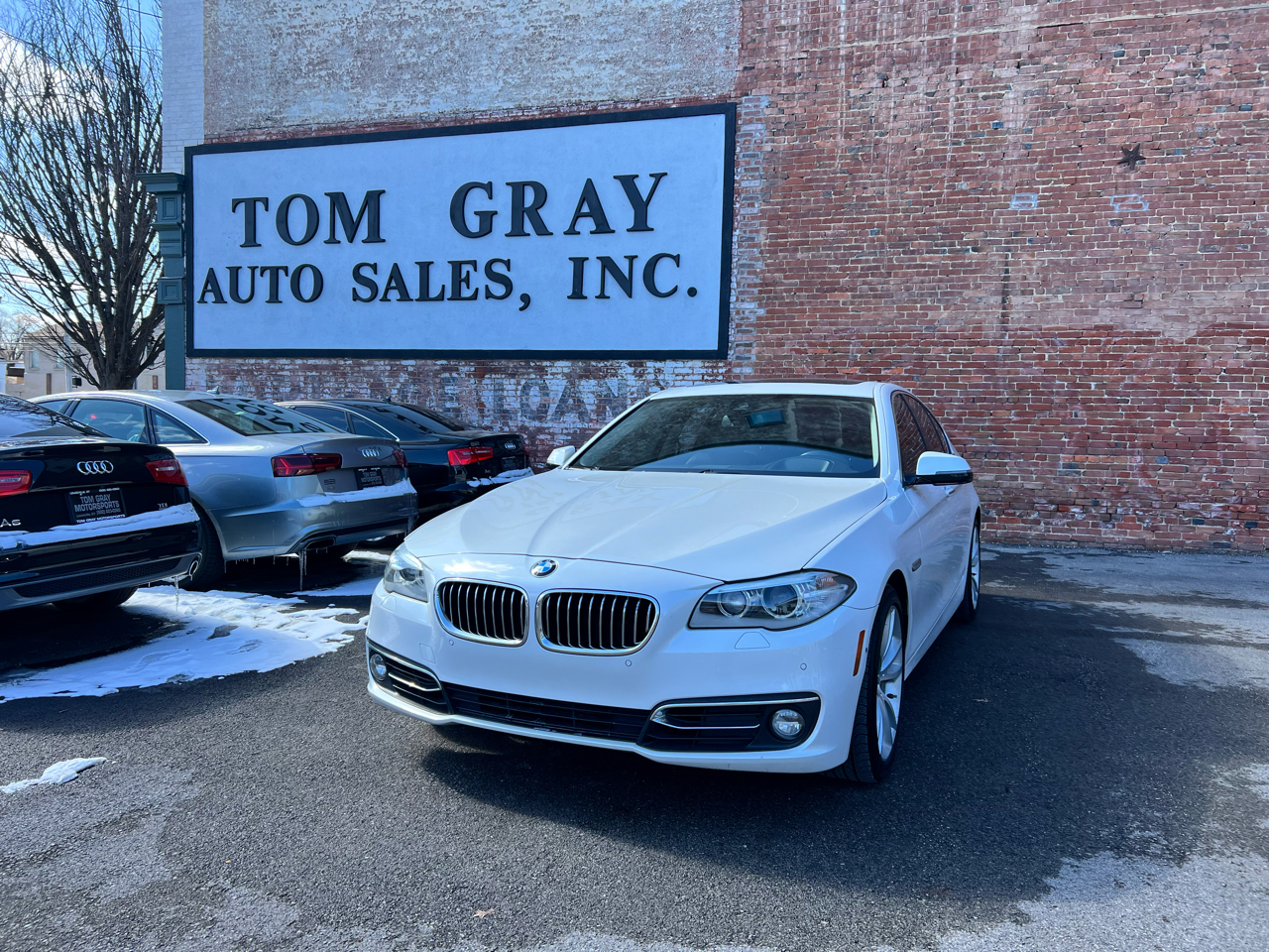 2015 BMW 5 Series Sedan 535i LUXURY LINE