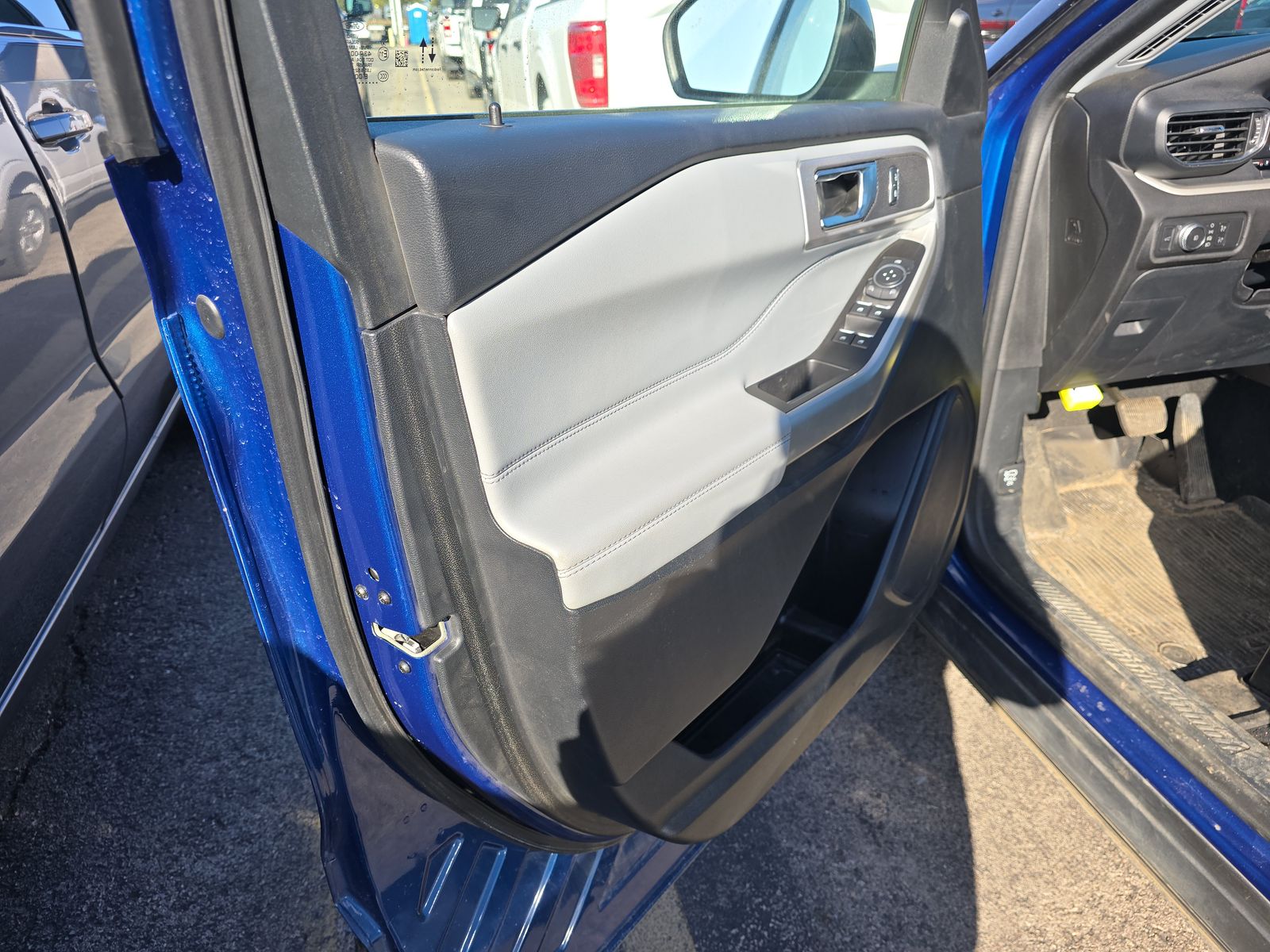2022 Ford Explorer XLT AWD
