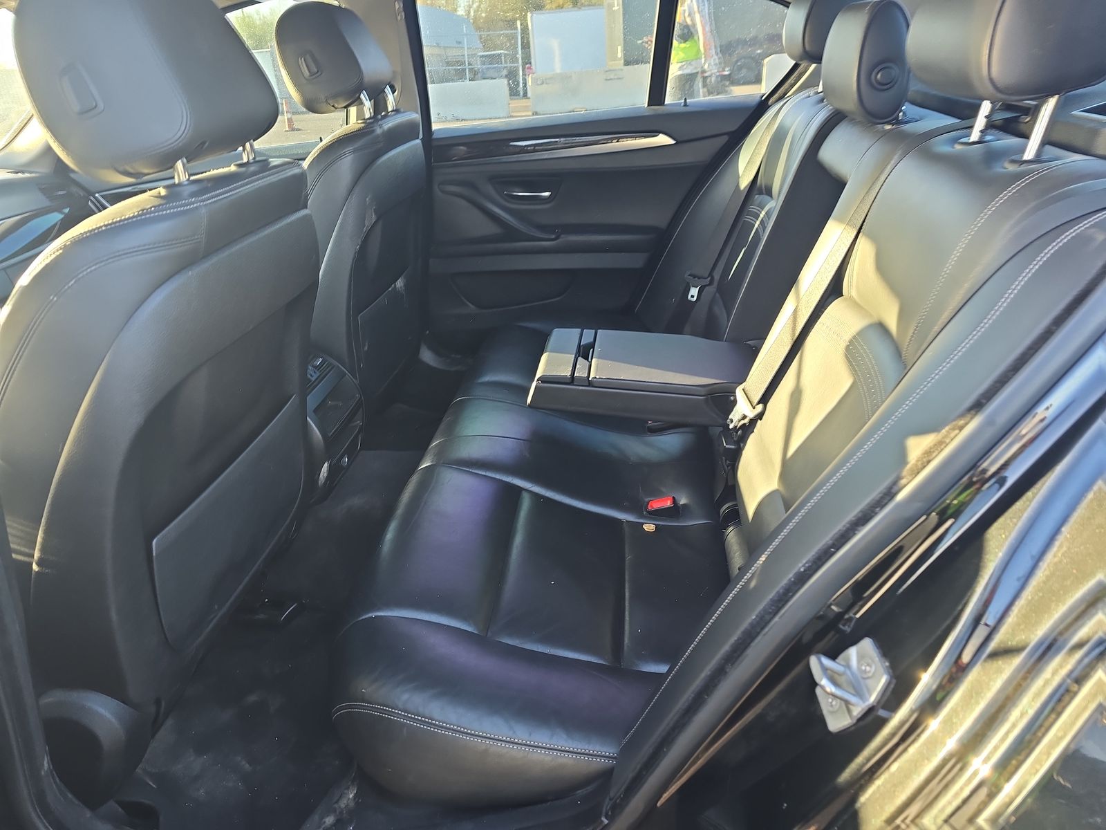 2016 BMW 5 Series 528i RWD