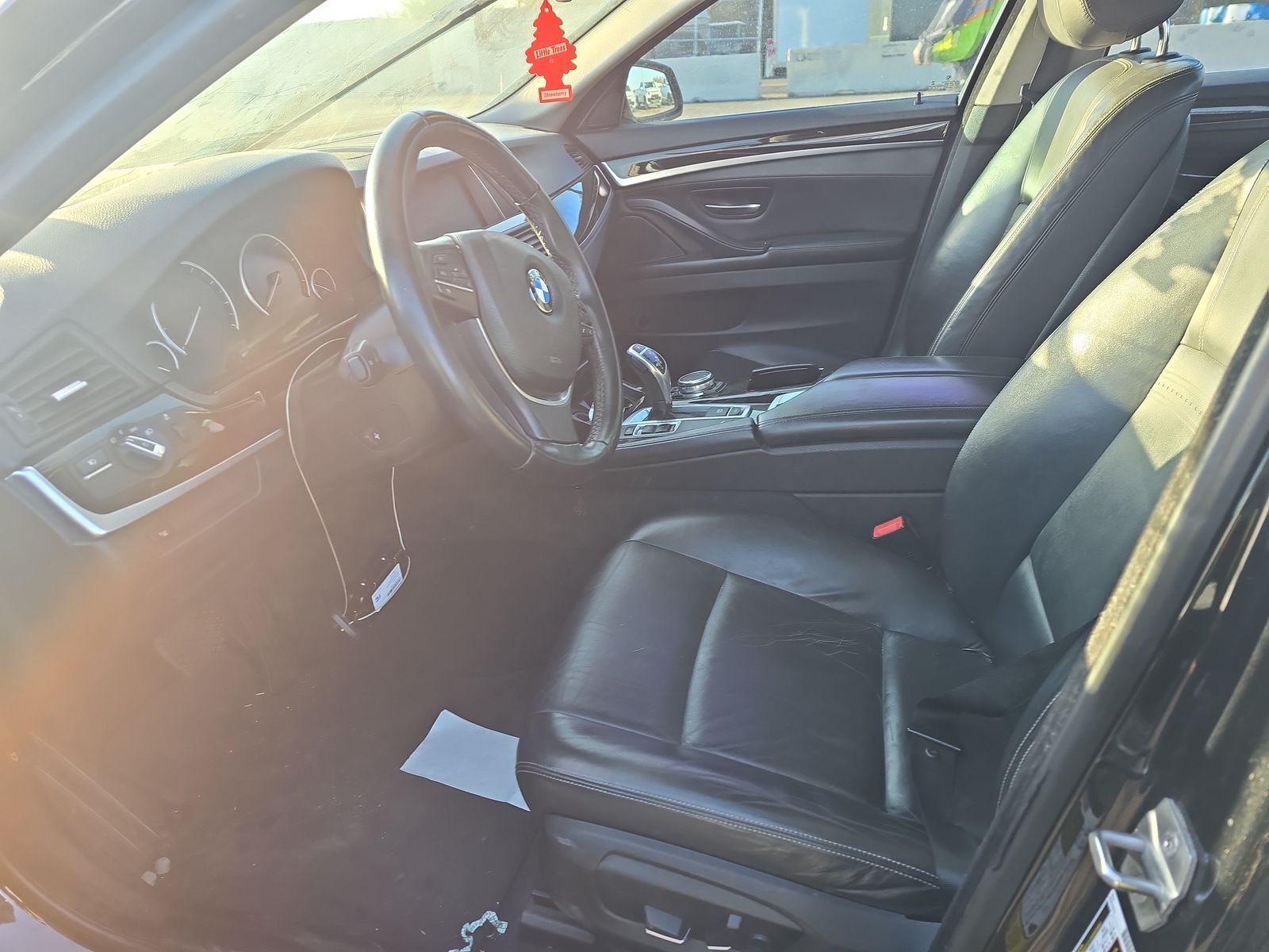 2016 BMW 5 Series 528i RWD