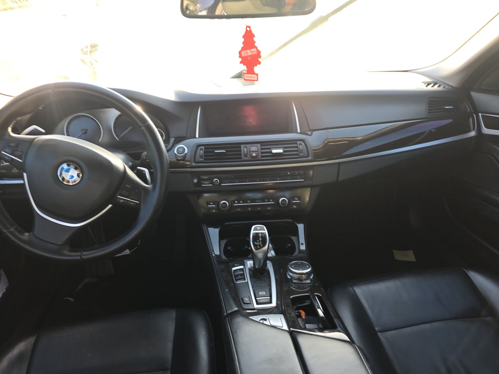 2016 BMW 5 Series 528i RWD