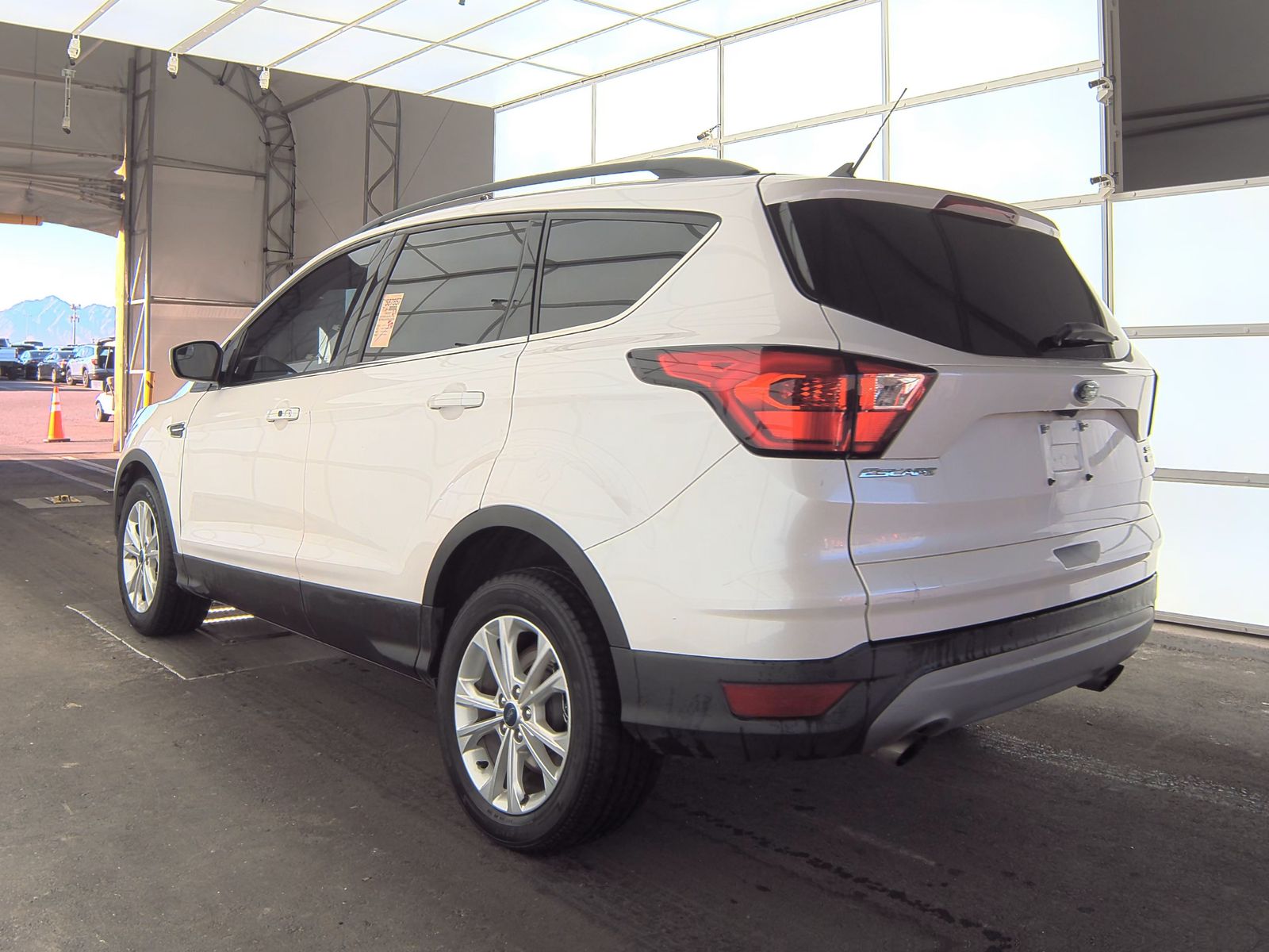 2019 Ford Escape SEL FWD