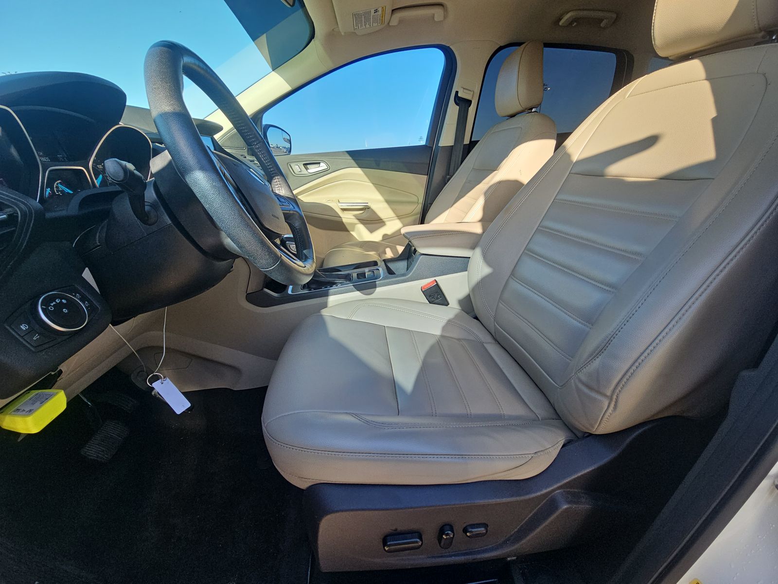 2019 Ford Escape SEL FWD