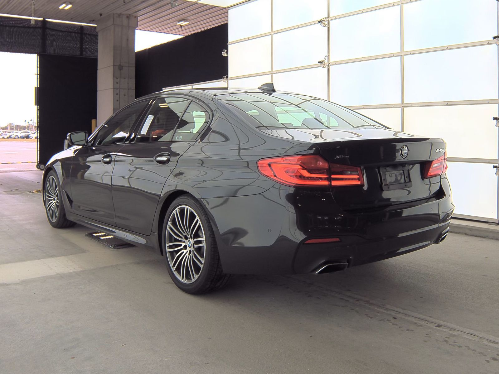 2017 BMW 5 Series 540i xDrive AWD