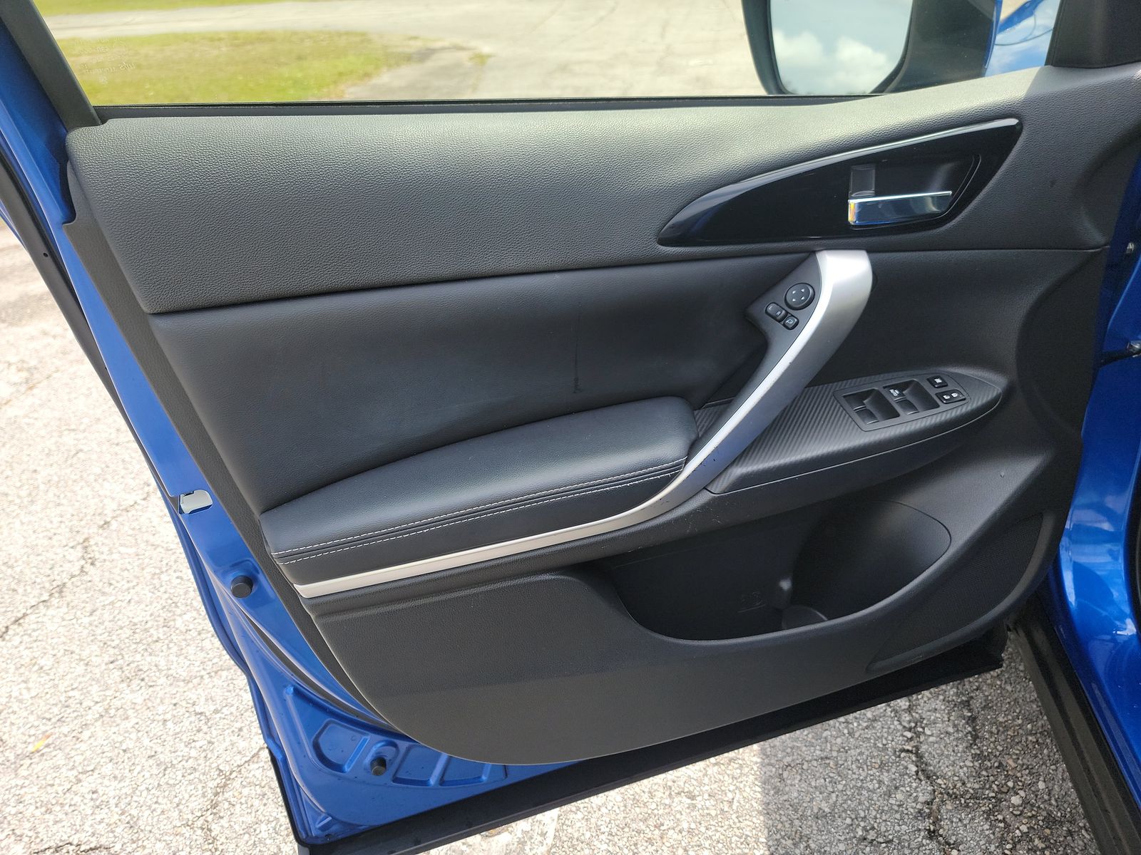 2022 Mitsubishi Eclipse Cross SE FWD