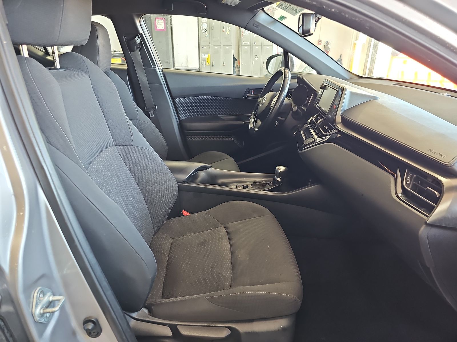 2018 Toyota C-HR XLE FWD