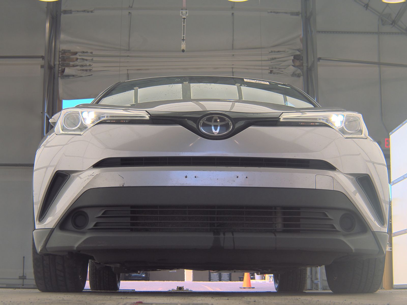 2018 Toyota C-HR XLE FWD