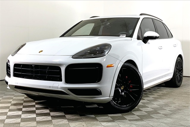 2023 Porsche Cayenne GTS